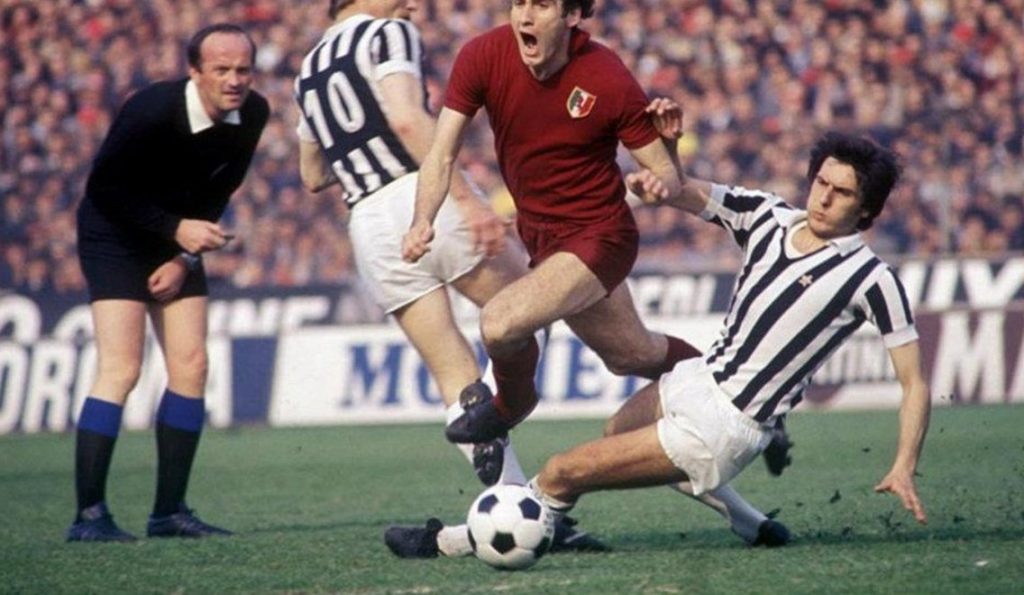3482e4db0b-Derby_di_Torino_-_Serie_A_1976-1977