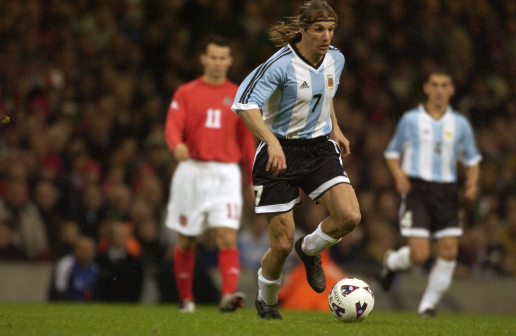 caniggia - gossip