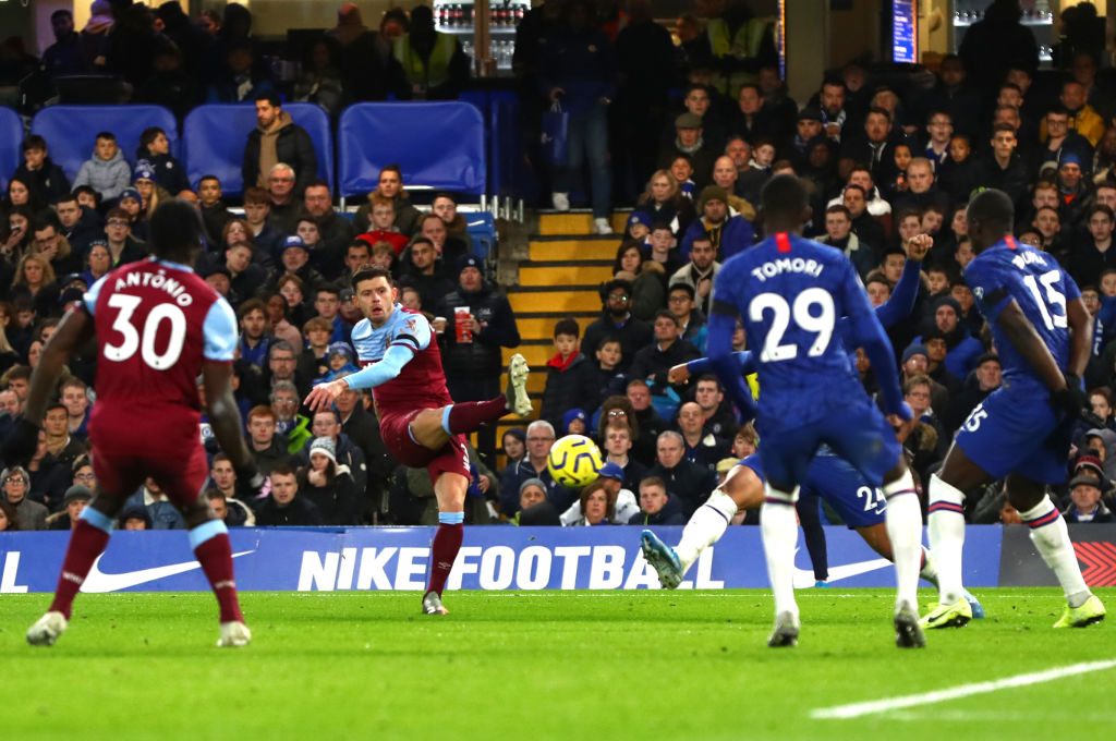 Chelsea FC v West Ham United - Premier League