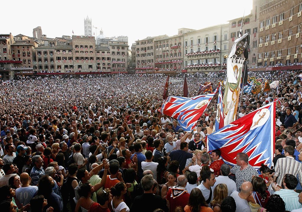 Jockeys Battle To Win Siena's Palio