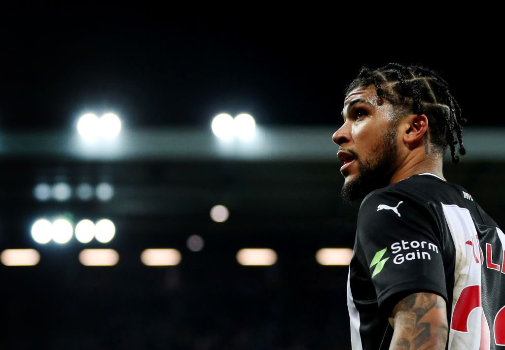 Aston Villa v Newcastle United - Premier League