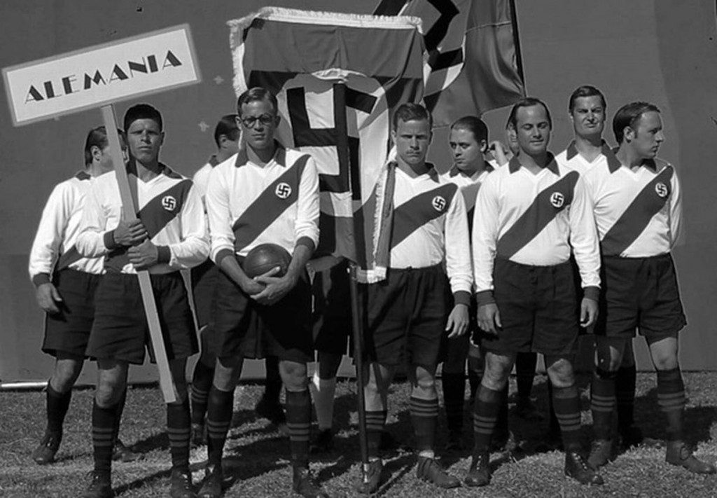 1942