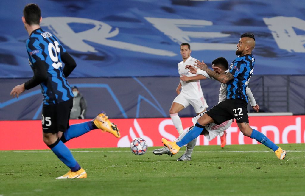 Real Madrid v FC Internazionale: Group B - UEFA Champions League