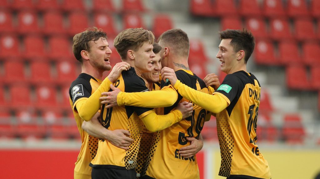 Hallescher FC v Dynamo Dresden - 3. Liga