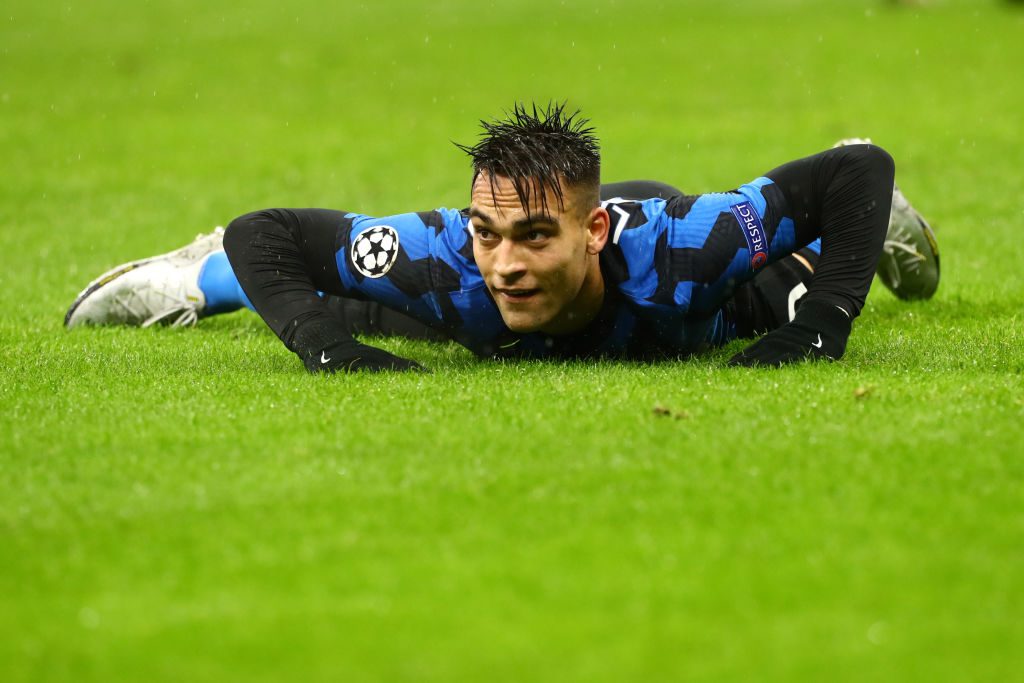 FC Internazionale v Shakhtar Donetsk: Group B - UEFA Champions League