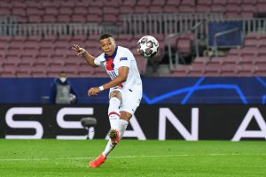 FC Barcelona v Paris Saint-Germain  - UEFA Champions League Round Of 16 Leg One
