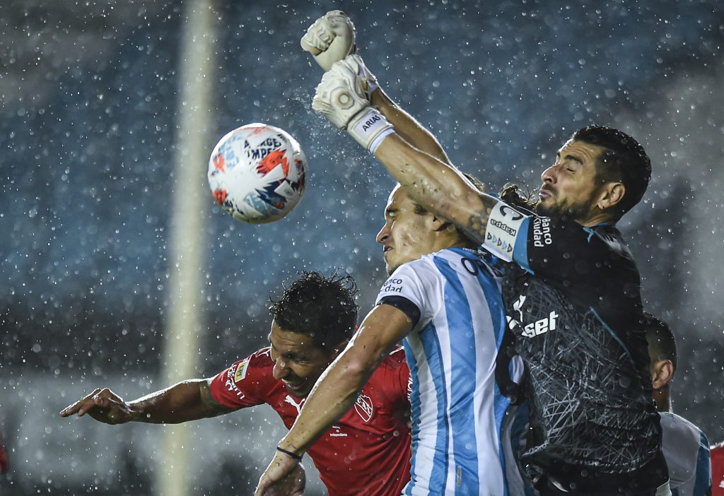 Racing Club v Independiente - Copa de la Liga Profesional 2021