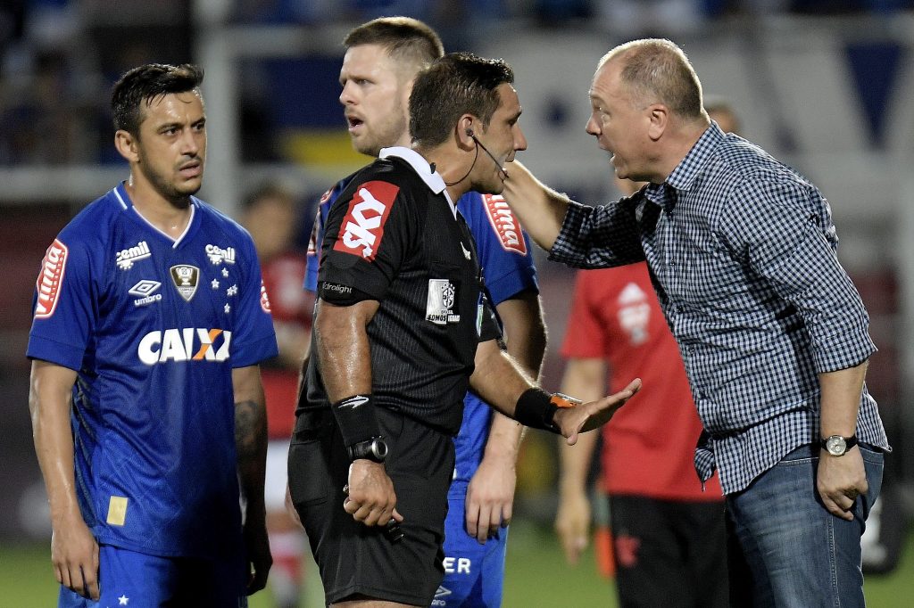 Flamengo v Cruzeiro - Brasileirao Series A 2017