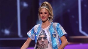 homenaje-a-maradona-miss-universo_862x485
