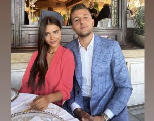 2DD1563F-3E5C-4B7D-9CF5-84E508F3C403