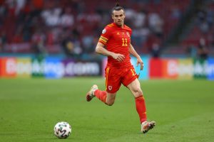 BALE SEMPRE AL CENTRO DEL MERCATO