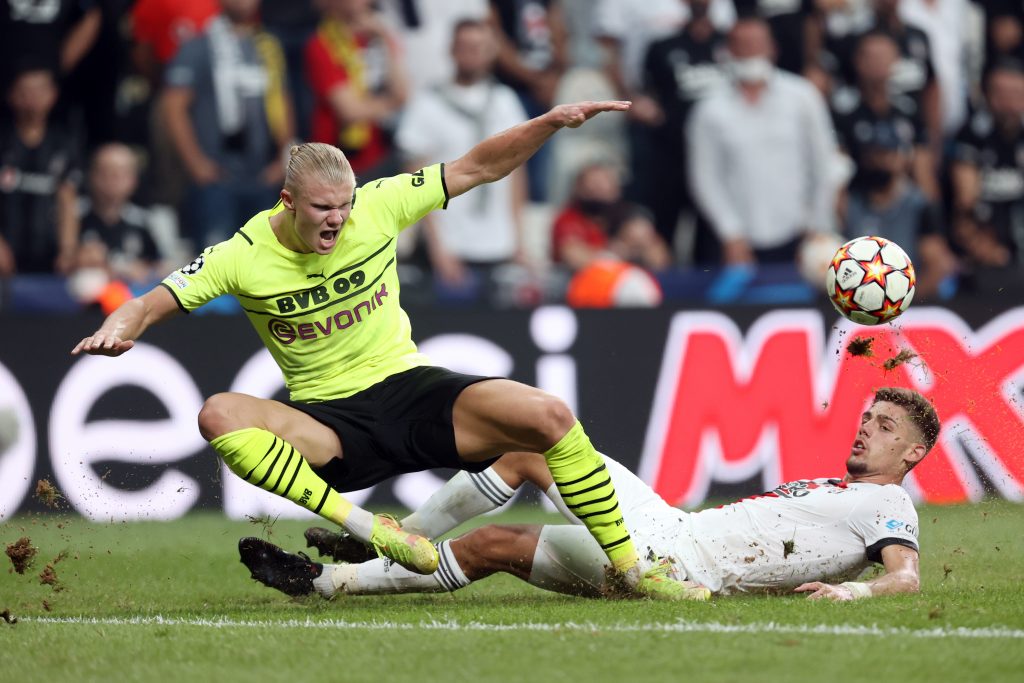 Besiktas v Borussia Dortmund: Group C - UEFA Champions League