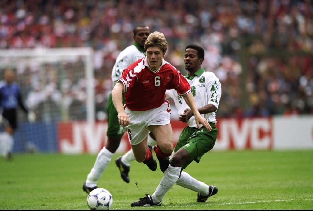 Thomas Helveg and Khamis Al-Owairan