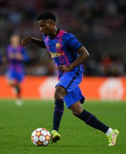 FC Barcelona v Dinamo Kiev: Group E - UEFA Champions League