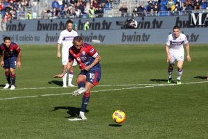 Cagliari Calcio v ACF Fiorentina - Serie A