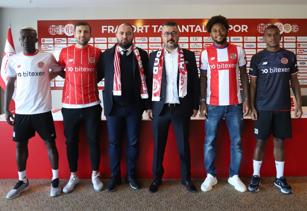 Luiz Adriano