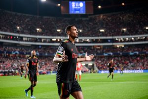 SL Benfica v AFC Ajax: Round Of Sixteen Leg One - UEFA Champions League