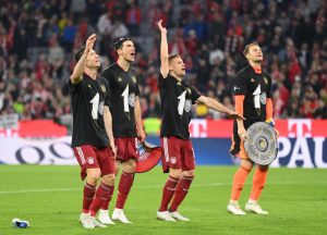FC Bayern München v Borussia Dortmund - Bundesliga