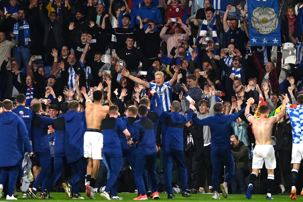 HUDDERSFIELD, ASSISTENTE OCCHIO DI FALCO