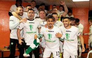 La festa del Celtic continua negli spogliatoi