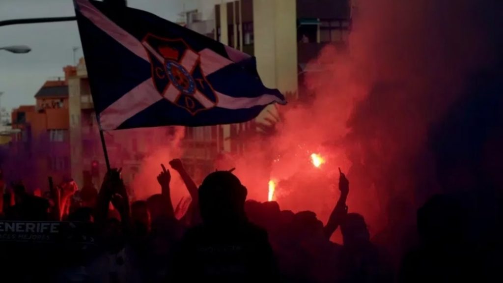 ENTUSIASMO TIFOSI TENERIFE