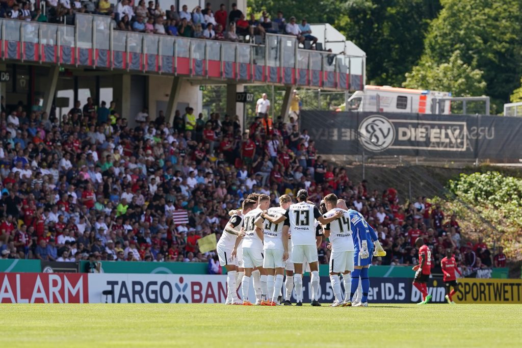 BEYER LEVERKUSEN KO A SORPRESA