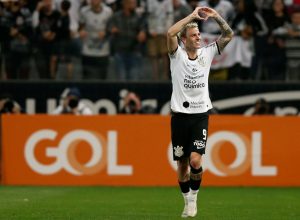 Corinthians v Coritiba - Brasileirao 2022