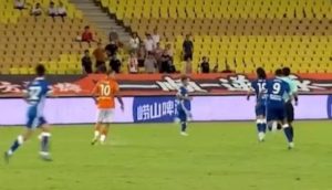 ARBITRO ATTERRATO