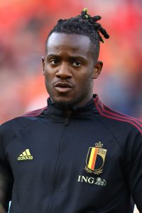 MERCATO INGLESE SU BATSHUAYI