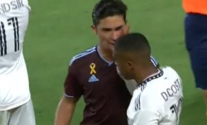 Douglas Costa