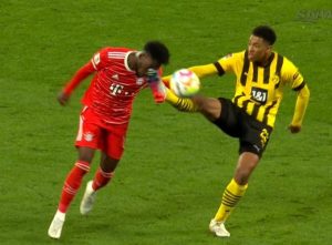 INFORTUNIO ALPHONSO DAVIES