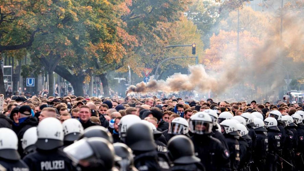 POLEMICHE DOPO IL DERBY DI AMBURGO