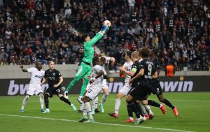 Eintracht Frankfurt v Fenerbahce: Group D - UEFA Europa League
