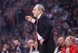 Olympiacos Piraeus v EA7 Emporio Armani Milan - 2022/2023 Turkish Airlines EuroLeague