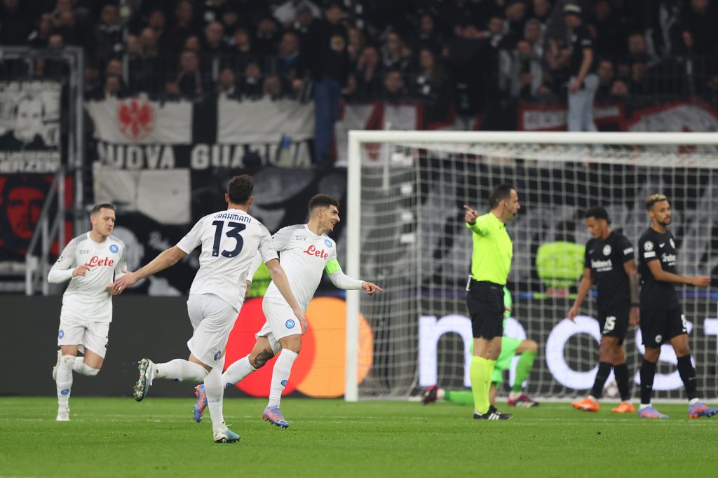 Eintracht Frankfurt v SSC Napoli: Round of 16 Leg One - UEFA Champions League