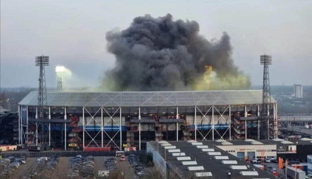 FEYENOORD AJAX