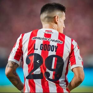 ESTUDIANTES