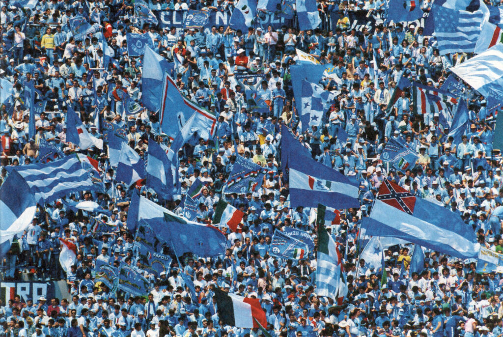 Serie_A_1986-87_-_Napoli_vs_Fiorentina_-_Stadio_San_Paolo