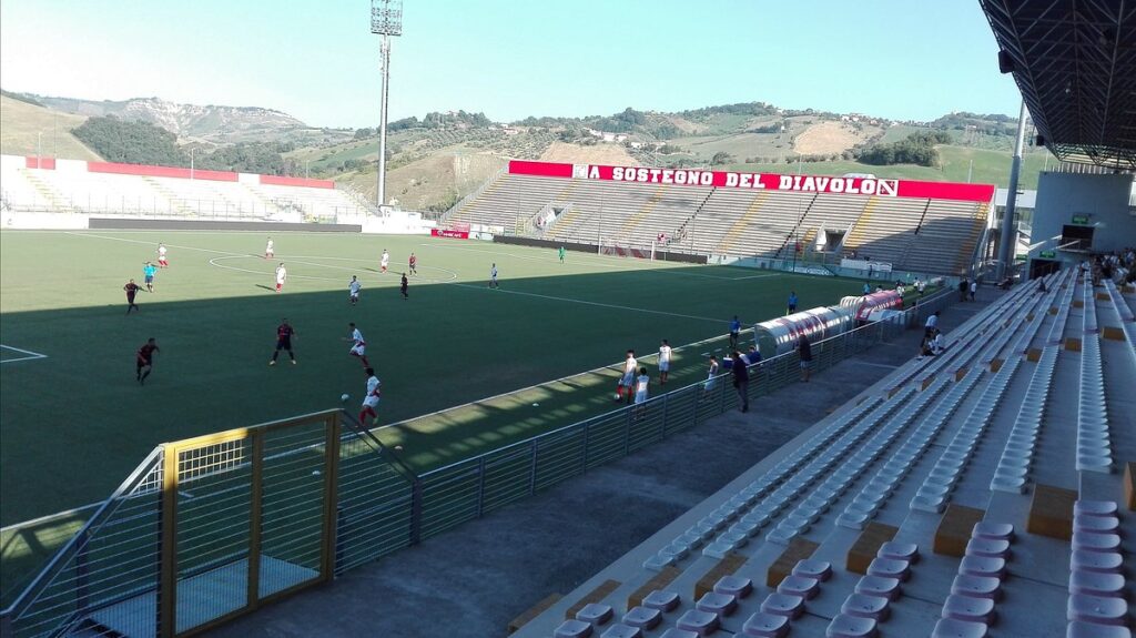 STADIO TERAMO