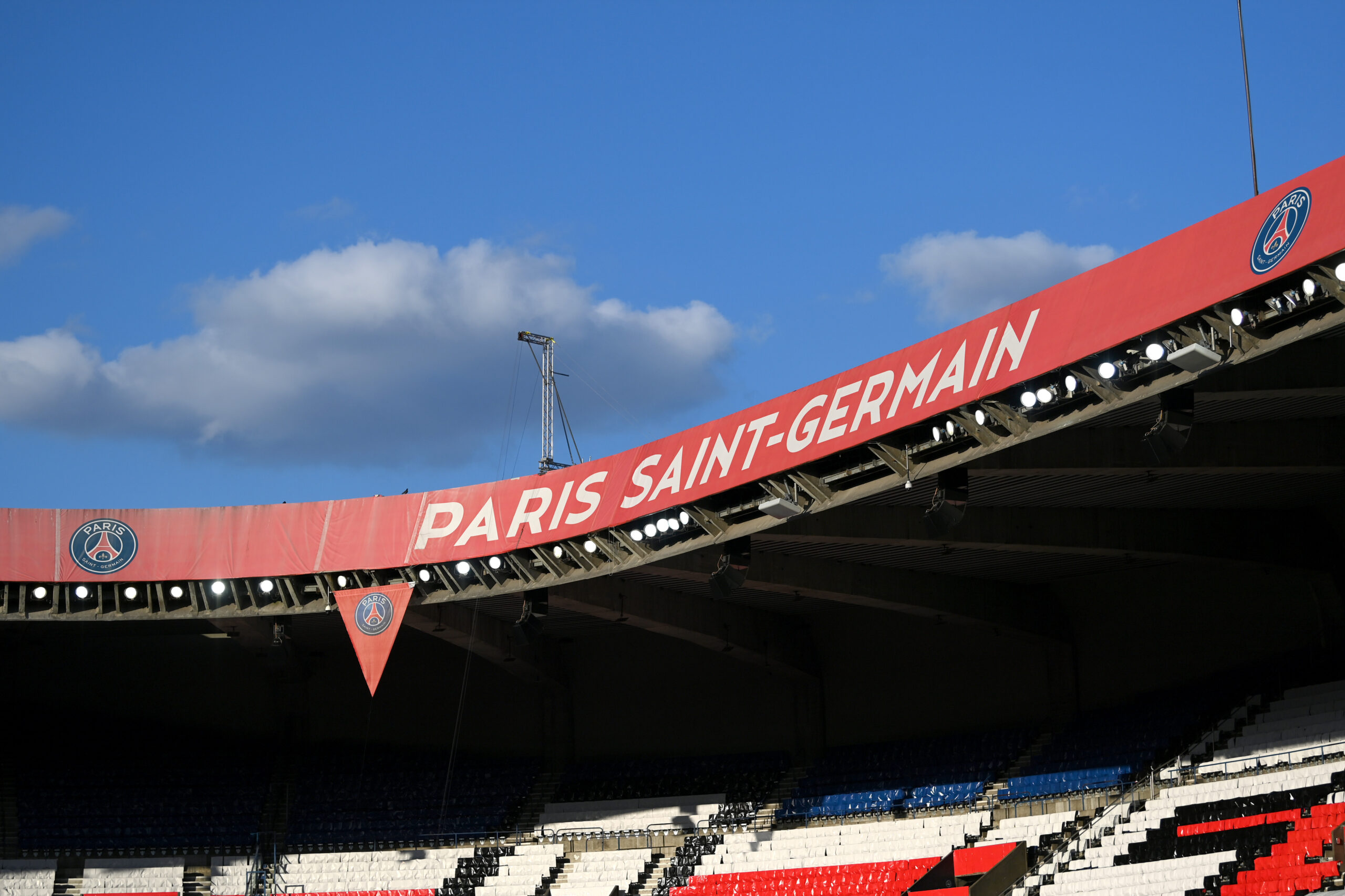 inagibilit224 del campo contro il rennes giardiniere del psg a rischio licenziamento da Derbyderbyderby.it inagibilit224 del campo contro il rennes giardiniere del psg a rischio licenziamento