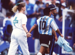 FUSSBALL: WM 1994 in den USA, ARG - NGA 2:1