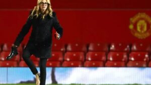 JULIA ROBERTS DERBY