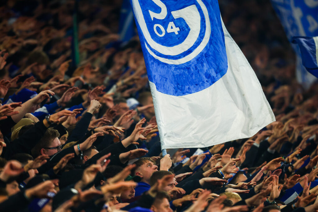 FC Schalke 04 v SpVgg Greuther Fürth - Second Bundesliga