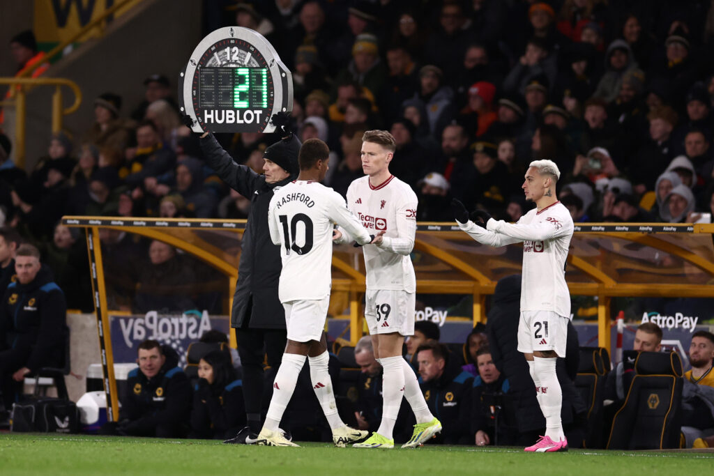 Wolverhampton Wanderers v Manchester United - Premier League