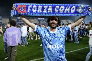Como v Cosenza Calcio - Serie B