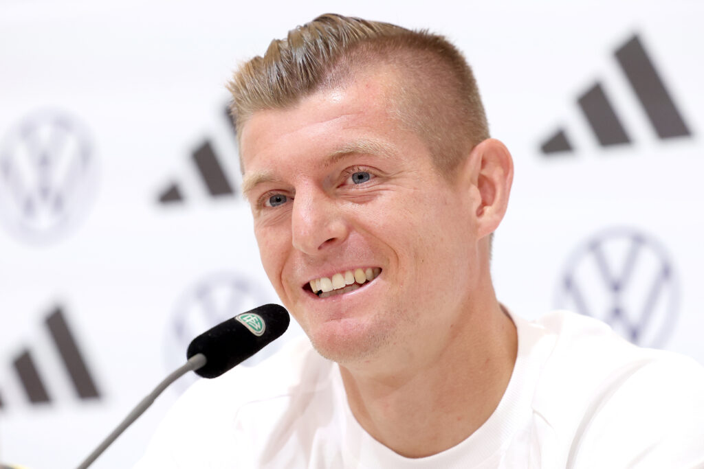 Kroos dopo il ritiro: “Non voglio sedermi a una scrivania e filosofeggiare”