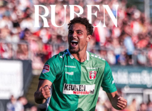 Ruben Kluivert saluta il Dordrecht: il figlio più piccolo della leggenda Patrick si trasferisce al Casa Pia - Tratto da Account Instagram FC Dordrecht