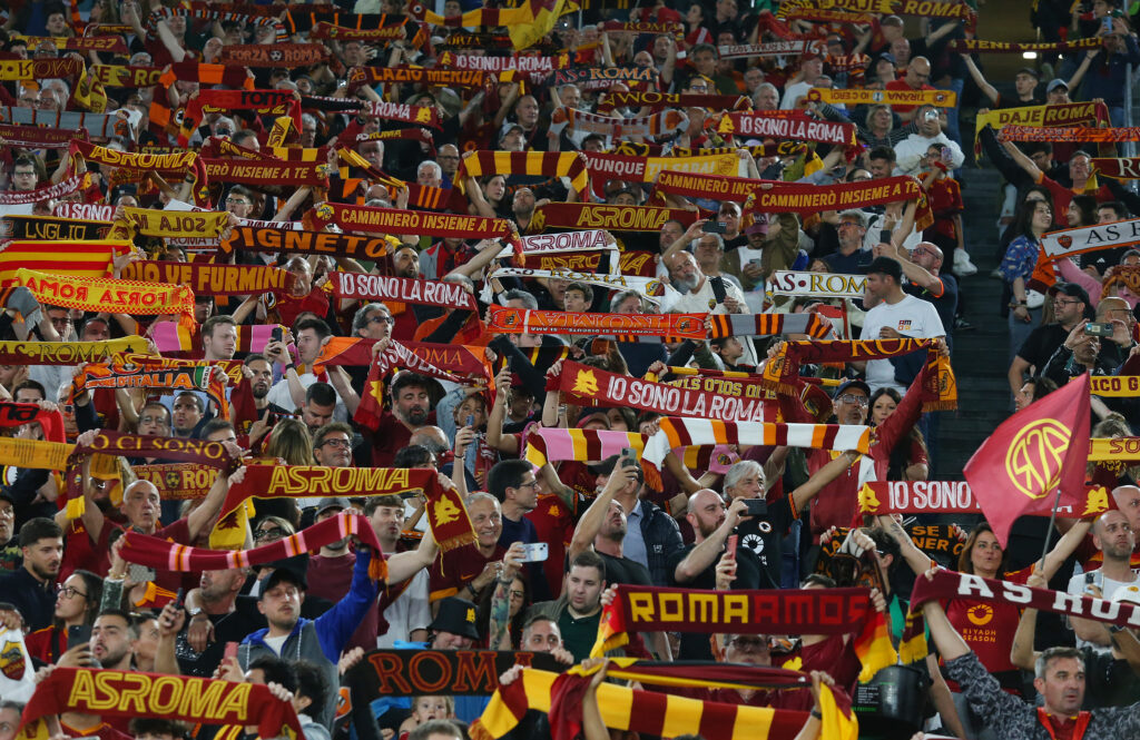Spettatori tifosi Roma