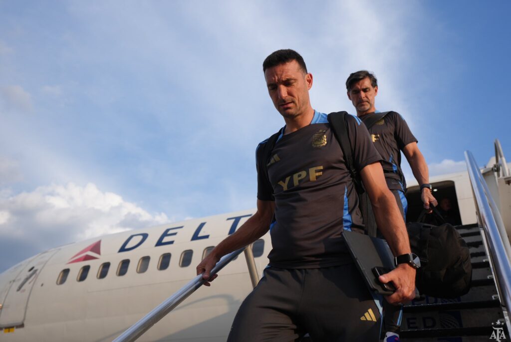 GQoutAzWIAA1DtH