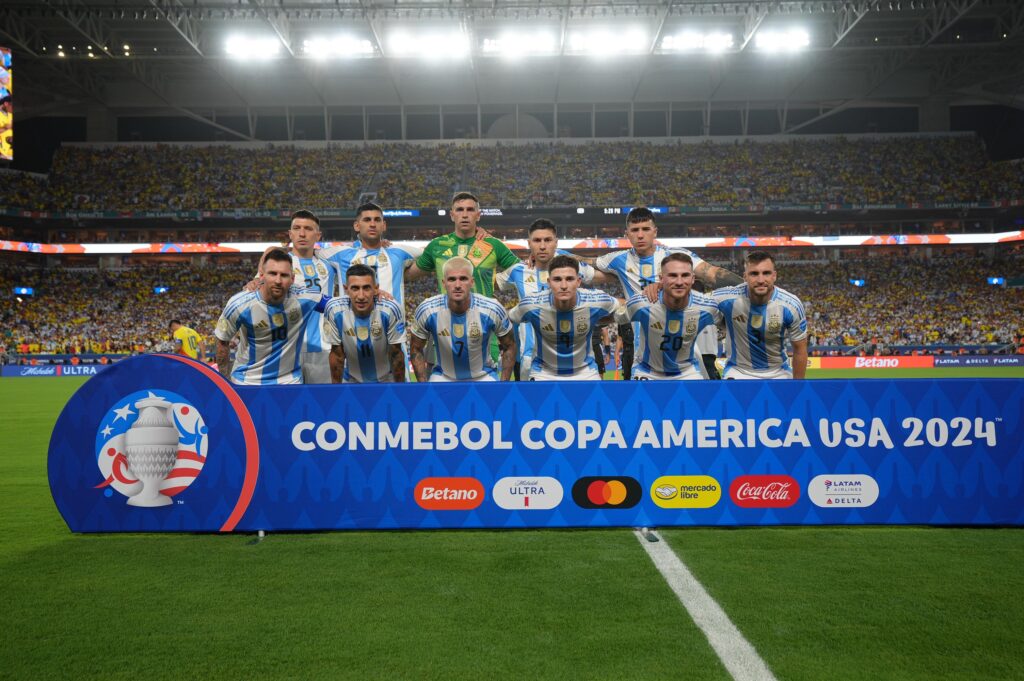 Argentina, la moglie di Di María: "Fategli giocare 11 minuti contro il Cile"